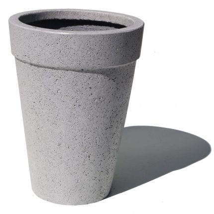 uzun beton saksi