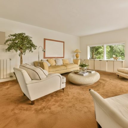 beton-yuvarlak-sehpa-hafif-beton-100x100x40cm-oda-icinde