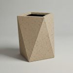 beton-prizma-saksi-bej-renk