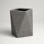 beton-prizma-saksi-gri-renk