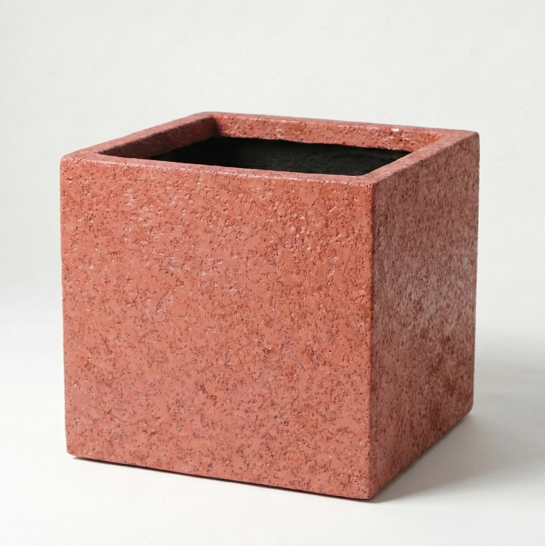 beton-kare-saksi-kirmizi-2 beton-kare-saksi-kirmizi-2